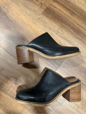 Seychelles Spur Of The Moment Mule - Black Leather